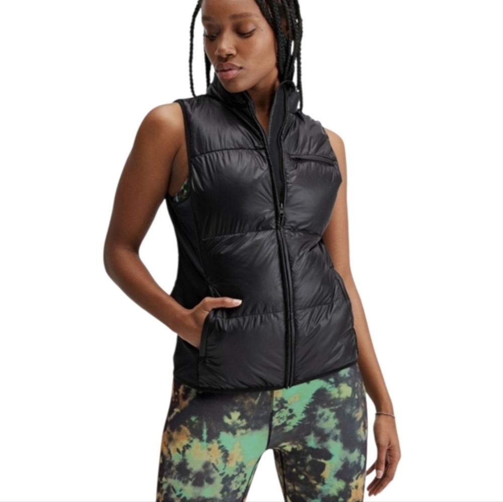 Fabletics Black Elliot Packable Puffer Vest Women's Size LARGE